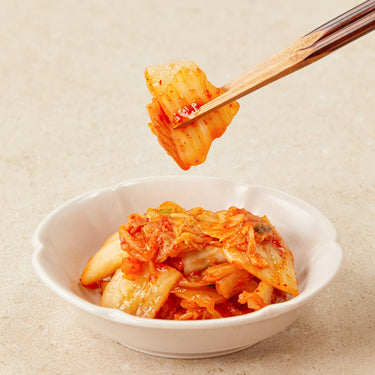 Daesang Jongga Stir-Fried Kimchi, 190g