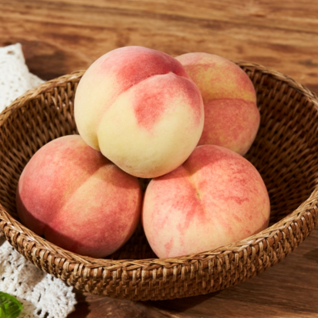 Korean White Peach, 2pcs