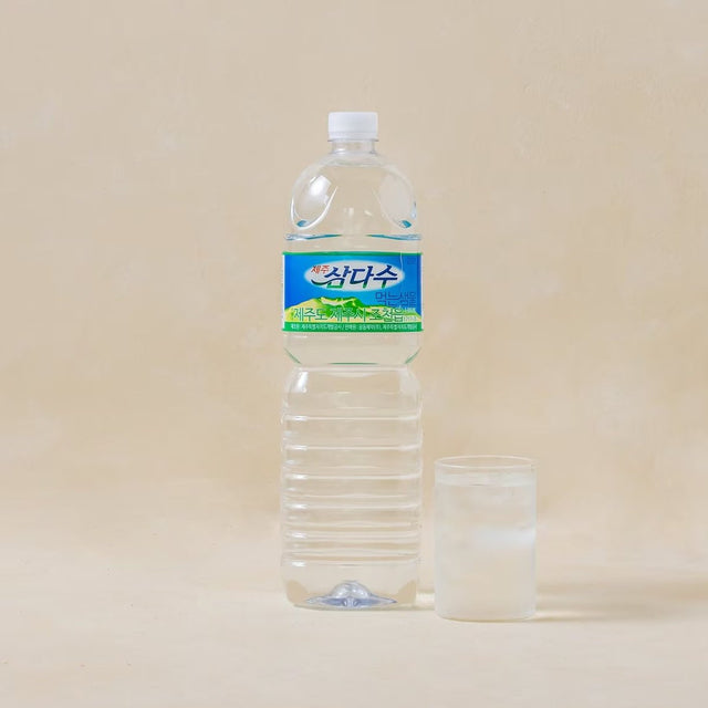 Jeju Samdasoo Mineral Water 삼다수, 2L