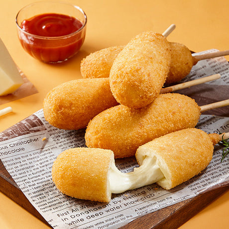 Korean Mozerella Cheese Corndogs	통모짜렐라치즈핫도그, 400g