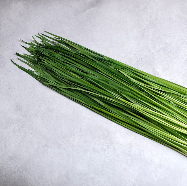 Fresh Korean Chives 부추, 200g