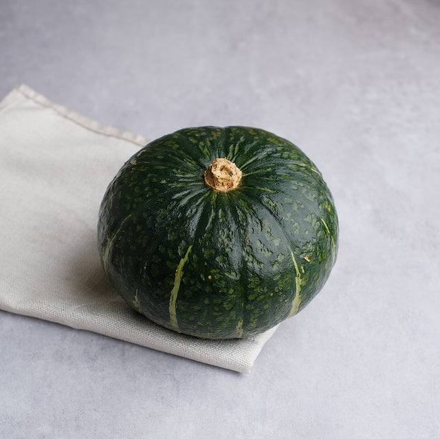 Fresh Korean Sweet Pumpkin 단호박, Whole