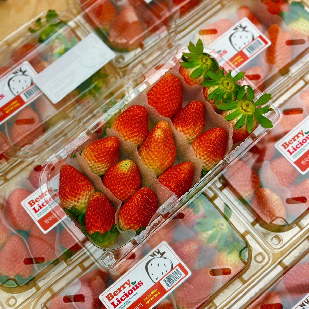 Fresh Korean  Strawberry, 330g