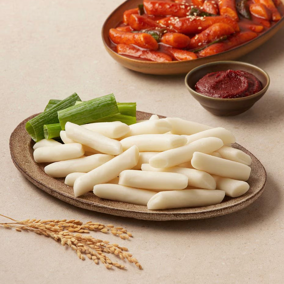 Daesang Jongga Stick Rice Cake, 500g - The Butcher's Dining